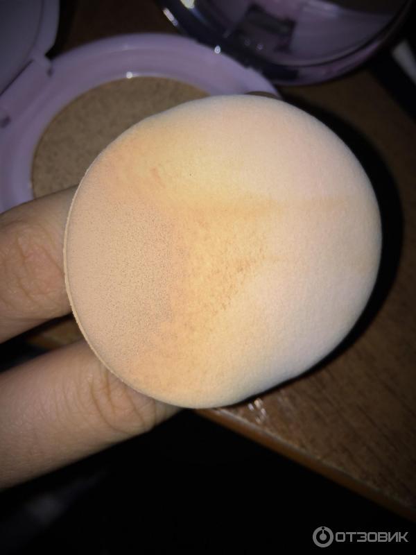 Кушон L'Oreal Nude Magique Cushion фото