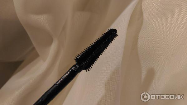 Тушь для ресниц Maybelline Lash Sensational Luscious фото