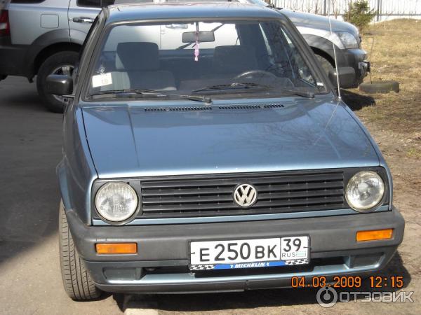 Автомобиль Volkswagen Golf 2 хэтчбек фото