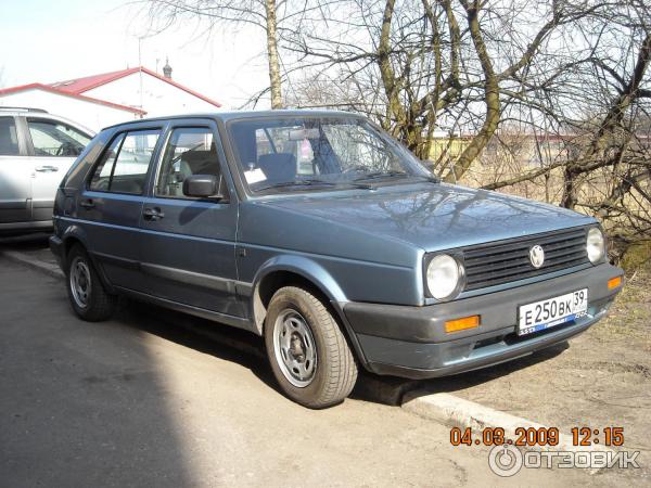 Автомобиль Volkswagen Golf 2 хэтчбек фото