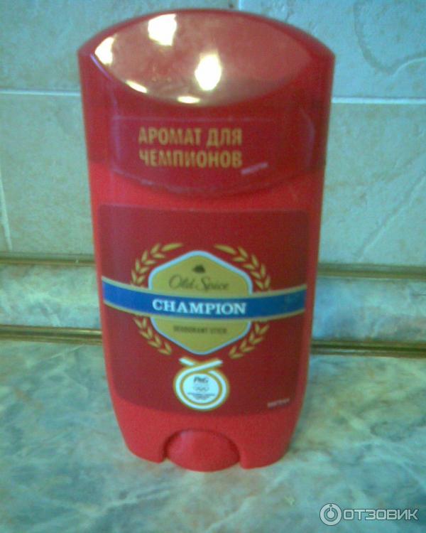 Твердый дезодорант-антиперспирант Old Spice Champion