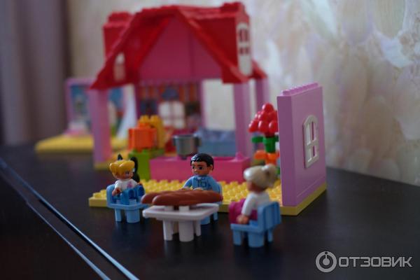 Конструктор Lego Duplo Кукольный домик фото