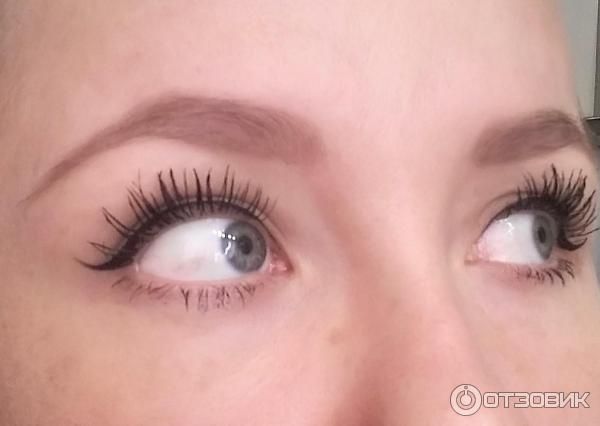 Тушь для ресниц Maybelline Lash Sensational Luscious фото