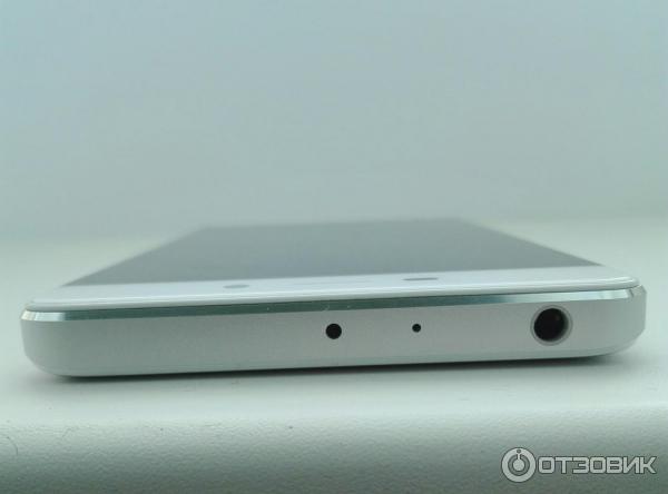 Смартфон Xiaomi Redmi 4 фото