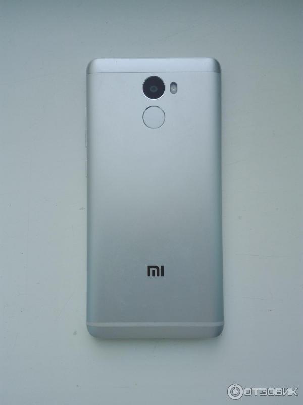 Смартфон Xiaomi Redmi 4 фото