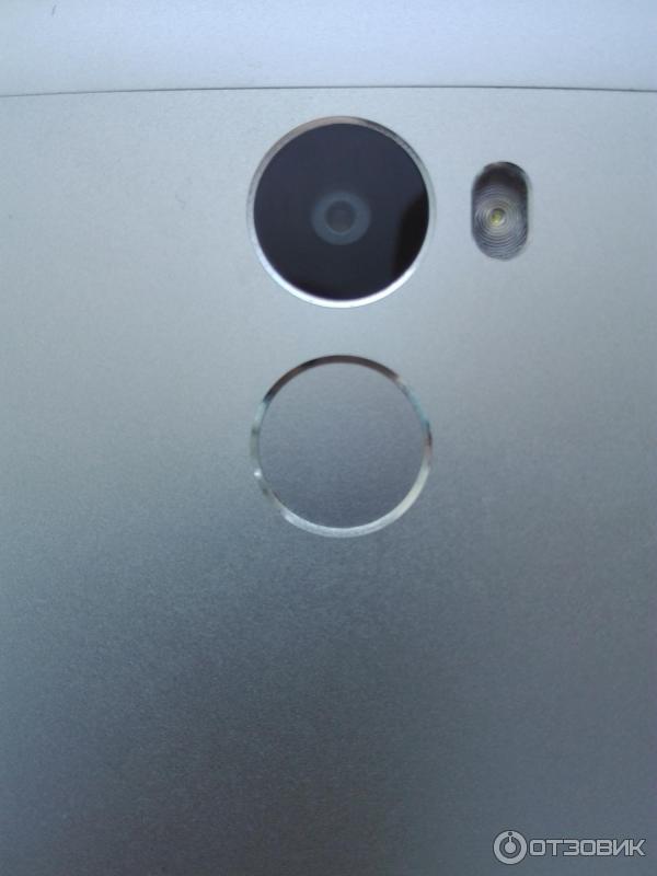 Смартфон Xiaomi Redmi 4 фото