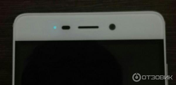 Смартфон Xiaomi Redmi 4 фото