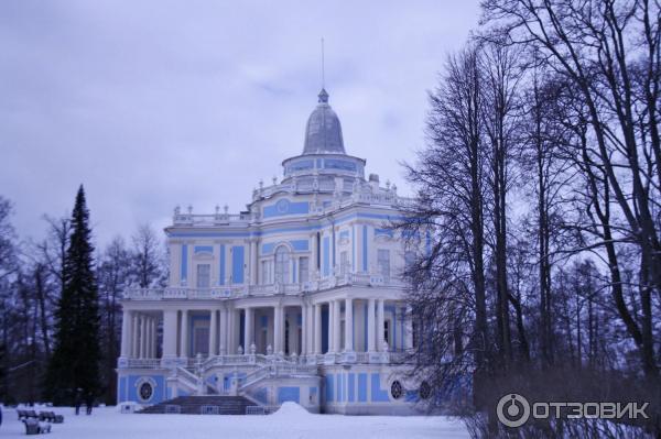 Катальная горка в дворцово-парковом ансамбле Ораниенбаум (Россия, Ломоносов) фото