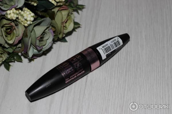 Тушь для ресниц Maybelline Lash Sensational Luscious фото