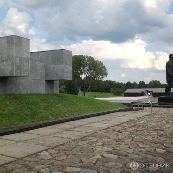 Мемориальный комплекс Хатынь (Беларусь, Минск) фото