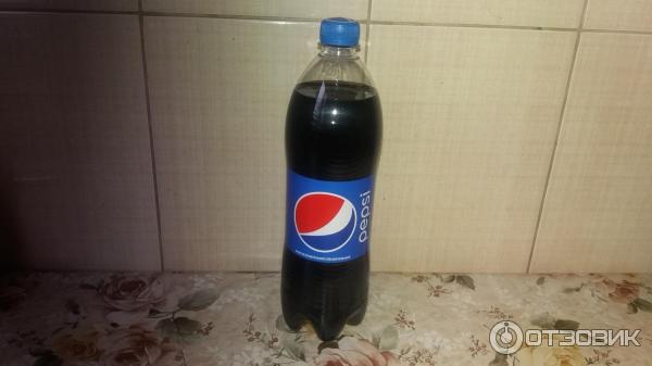 Газированный напиток Pepsi cola фото