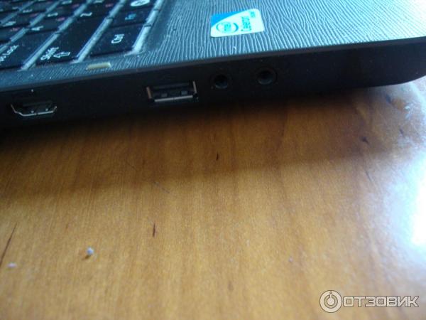 Ноутбук Samsung R528 фото