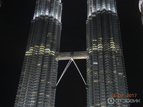 Башни Petronas Twin Towers