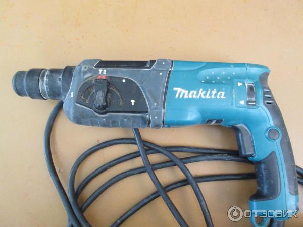 Перфоратор Makita HR 2470 фото