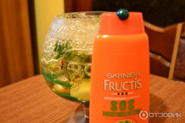 Шампунь Garnier Fructis SOS восстановление фото