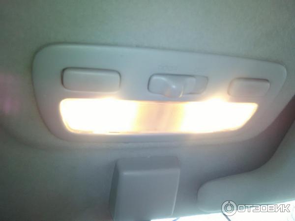 Автомобиль Toyota Estima микроавтобус фото