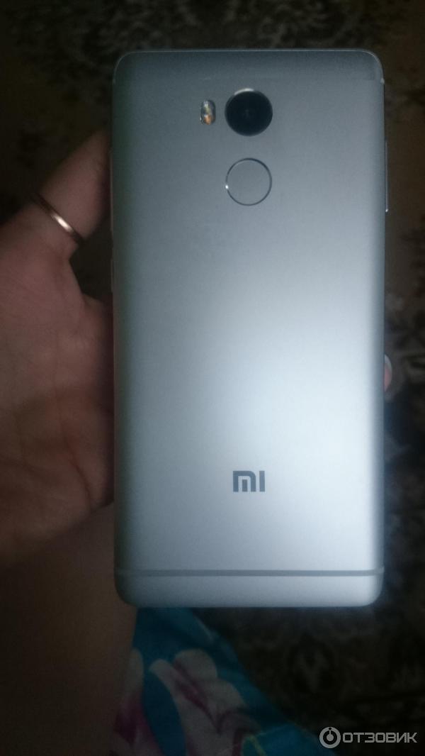 Смартфон Xiaomi Redmi 4 фото