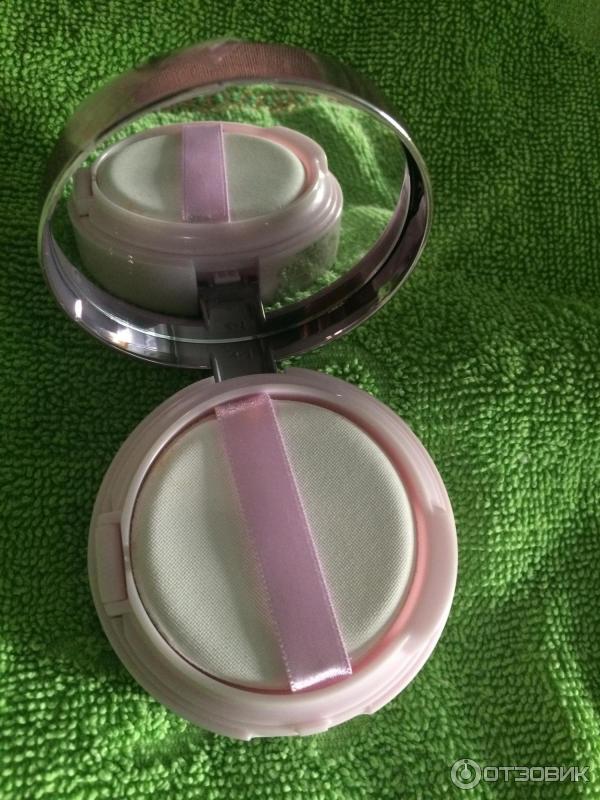 Кушон L'Oreal Nude Magique Cushion фото