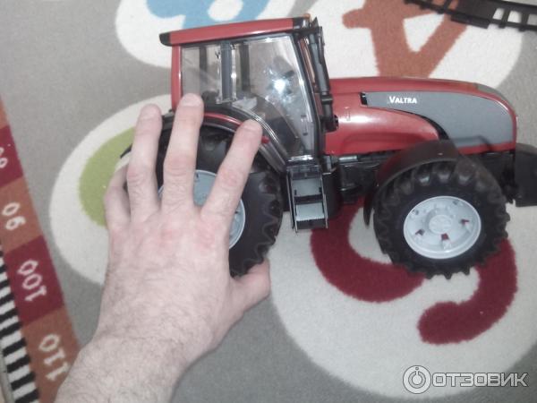 Игрушка Трактор Valtra T 191 Bruder (Брудер)