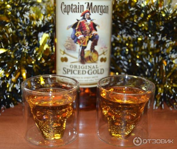 Напиток алкогольный на основе рома Captain Morgan Пряный Золотой фото