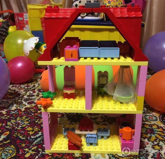 Конструктор Lego Duplo Кукольный домик фото