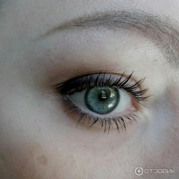 Тушь для ресниц Maybelline Lash Sensational Luscious фото