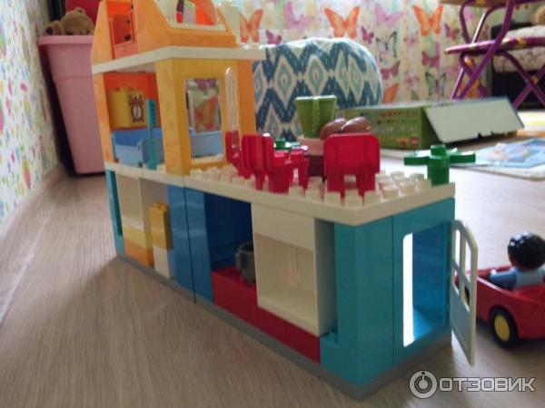 Конструктор Lego Duplo Семейный дом