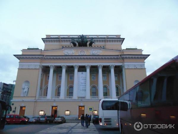 Автобусный тур по Санкт-Петербургу (Россия) фото