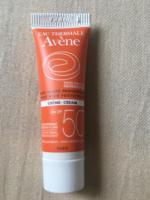 Солнцезащитный крем Avene SPF50+ фото