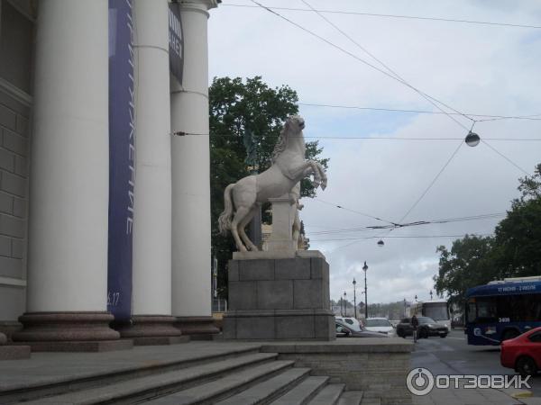 Центральный выставочный зал Центральный Манеж (Россия, Санкт-Петербург) фото