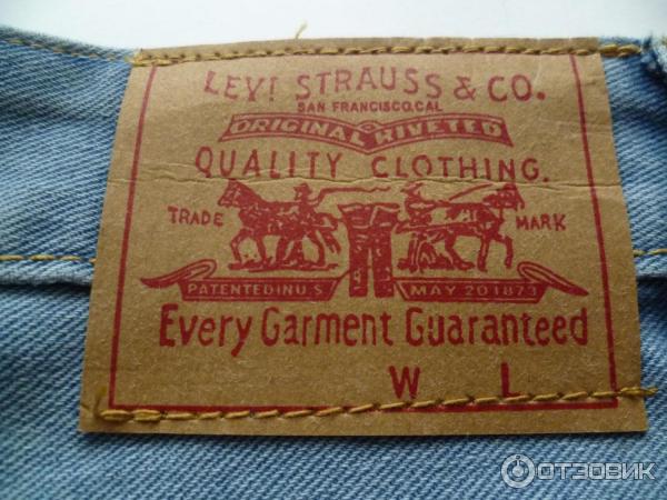 Шорты женские джинсовые Levi's фото