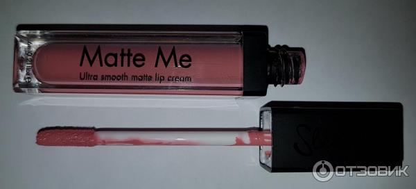 Кремовая помада Matte Me Ultra Smooth