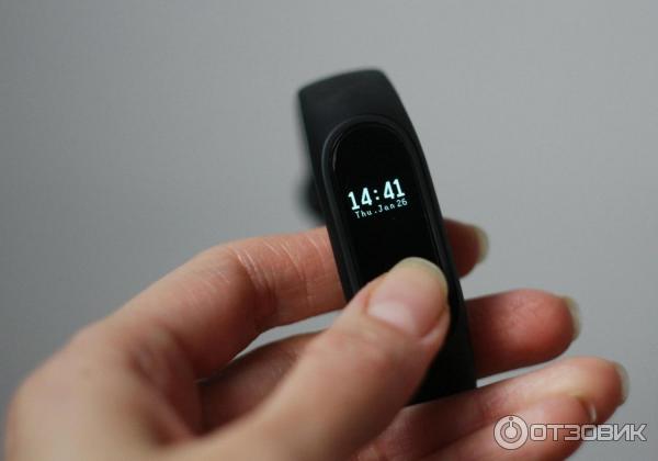 Фитнес-браслет Xiaomi Mi Band 2 фото
