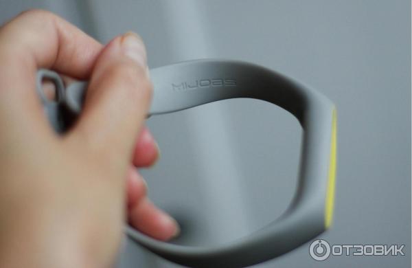 Фитнес-браслет Xiaomi Mi Band 2 фото