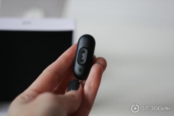 Фитнес-браслет Xiaomi Mi Band 2 фото