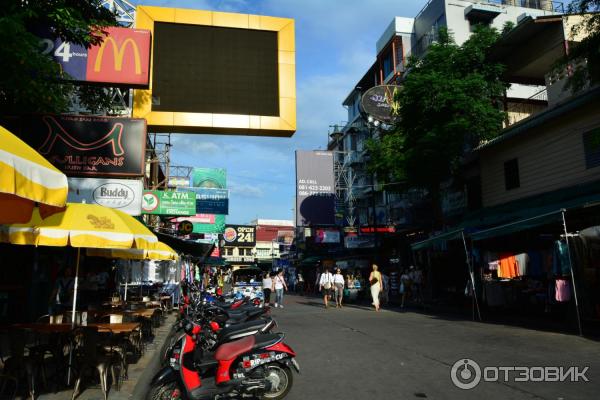 Улица Каосан Роад (Khaosan Road) (Тайланд, Бангкок) фото