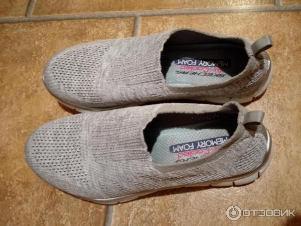 Кроссовки женские Skechers Empire фото