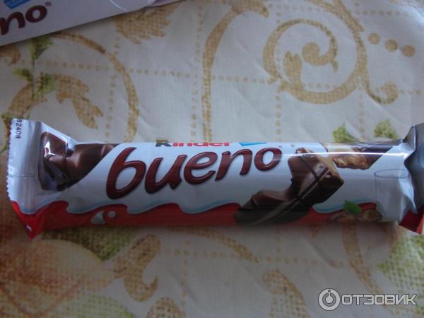 Шоколадно-вафельный батончик Kinder Bueno