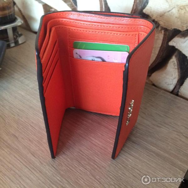 Женский кошелек Furla фото