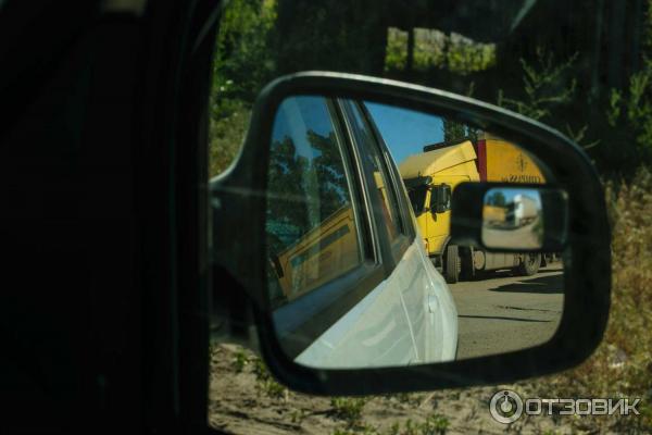 зеркало заднего вида - два в одном