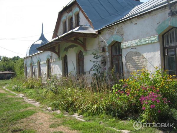 Шаровский дворцово-парковый комплекс (Украина, пгт. Шаровка) фото