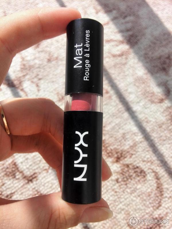 Матовая помада для губ NYX Matte Lipstick фото