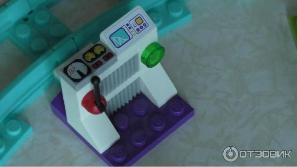 Конструктор Lego Friends Парк аттракционов фото