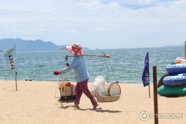 Городской пляж Nha Trang (Вьетнам, Нячанг) фото