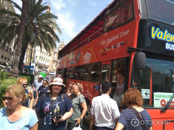 Автобусная экскурсия от Valencia bus turistic.