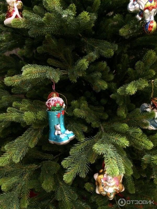 Ель искусственная Дворцовая Макс-Кристмас фото