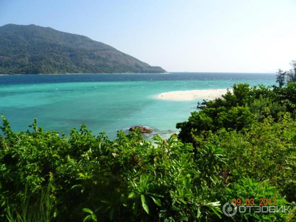 Северный пляж Karma beach на Липе или пляж отеля Mountain.