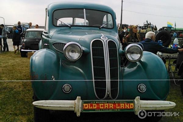 Выставка ретро-автомобилей Old Car Land (Украина, Киев) фото