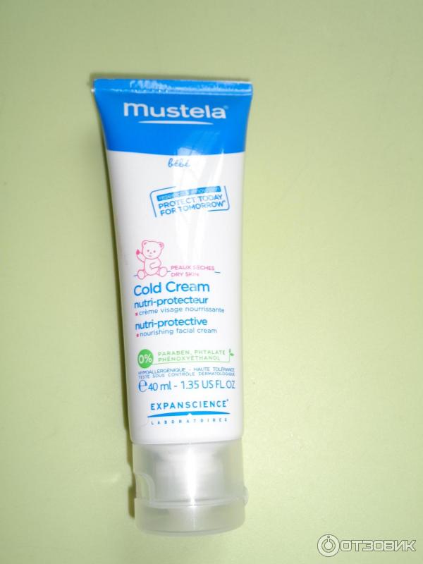 Серия косметики Mustela фото