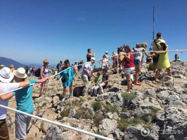 верхняя смотровая площадка на горе Ай-Петри